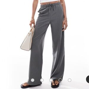 Stradivarius Gray Pinstripe Wide Leg Pants SMALL
